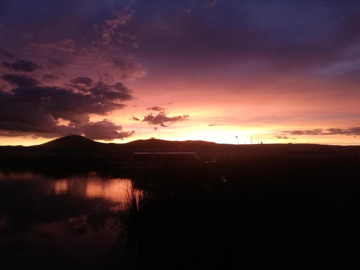 Los Uros Puno Exterior photo